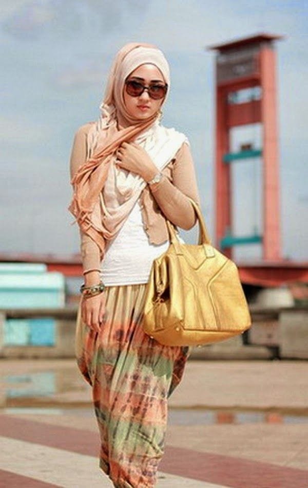 Dian Pelangi's Hijab Style