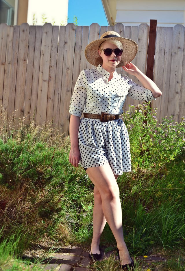 17 Best Polka Dot Outfits – How to Wear Polka Dots Dresses