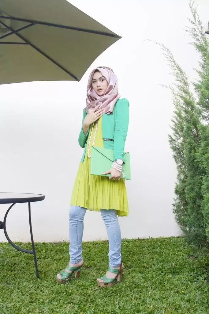 Elegant hijab fashion