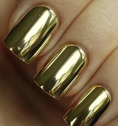 Gold metallic nail fashion