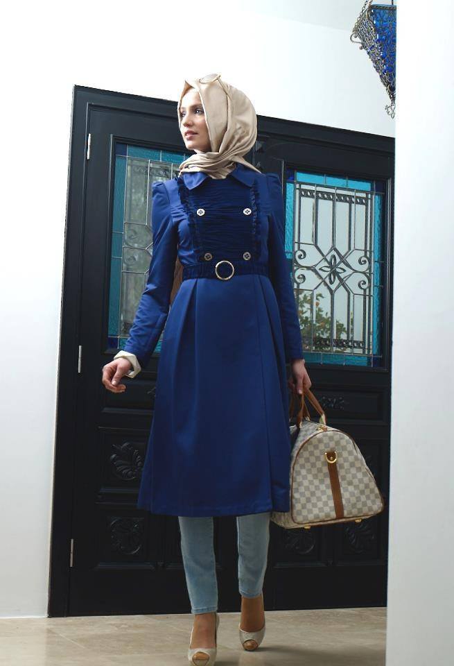 Hijab dengan jas panjang