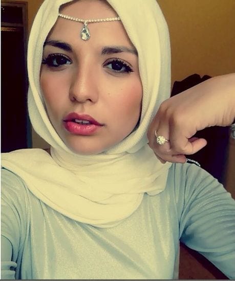 fashion hijab cewek kampus