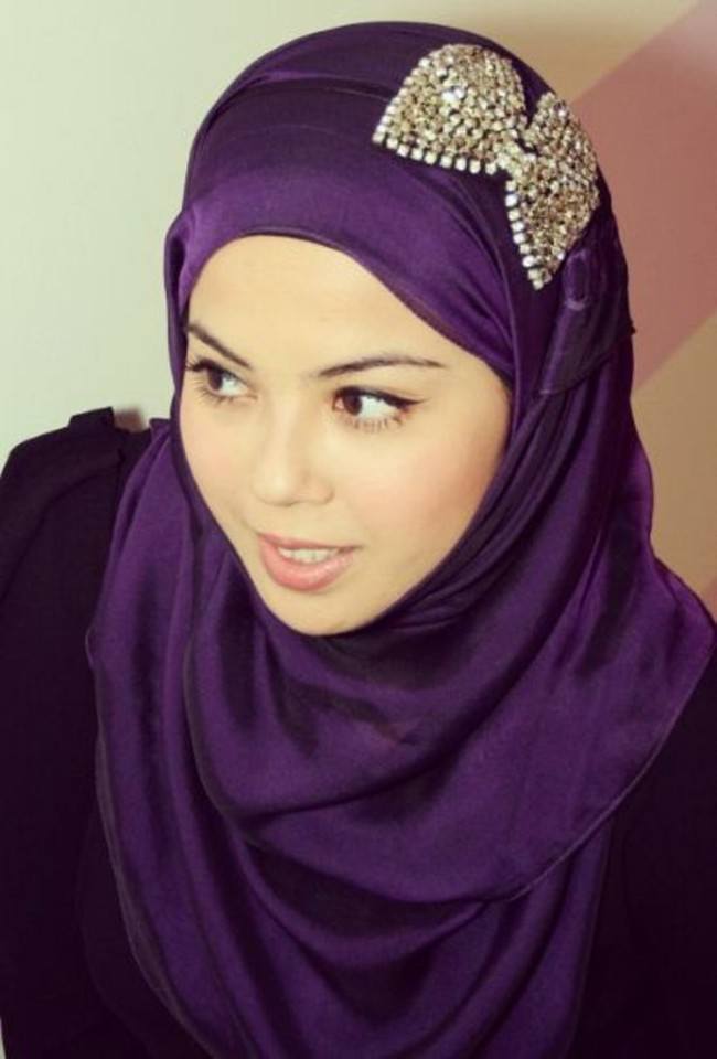 Ikat kepala hijab elegan