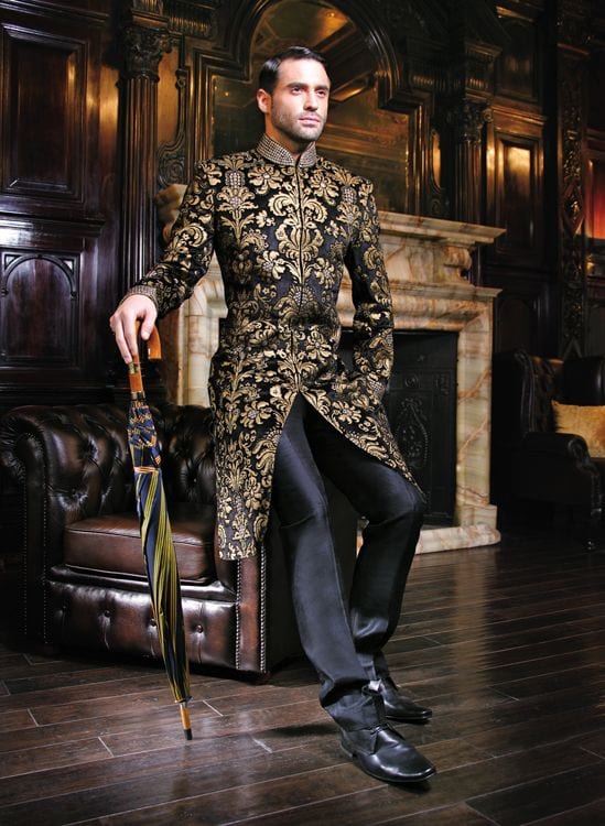 what pants to wear with sherwani