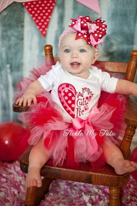 20 Cute Valentines Day Outfits For Toddlers & Babies In 2022's Day Outfit Ideas for babies/kids (13)