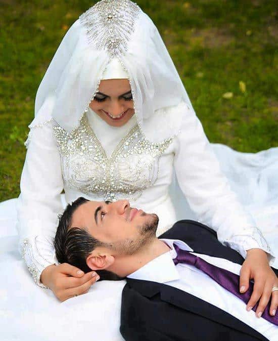 muslim romantic couple