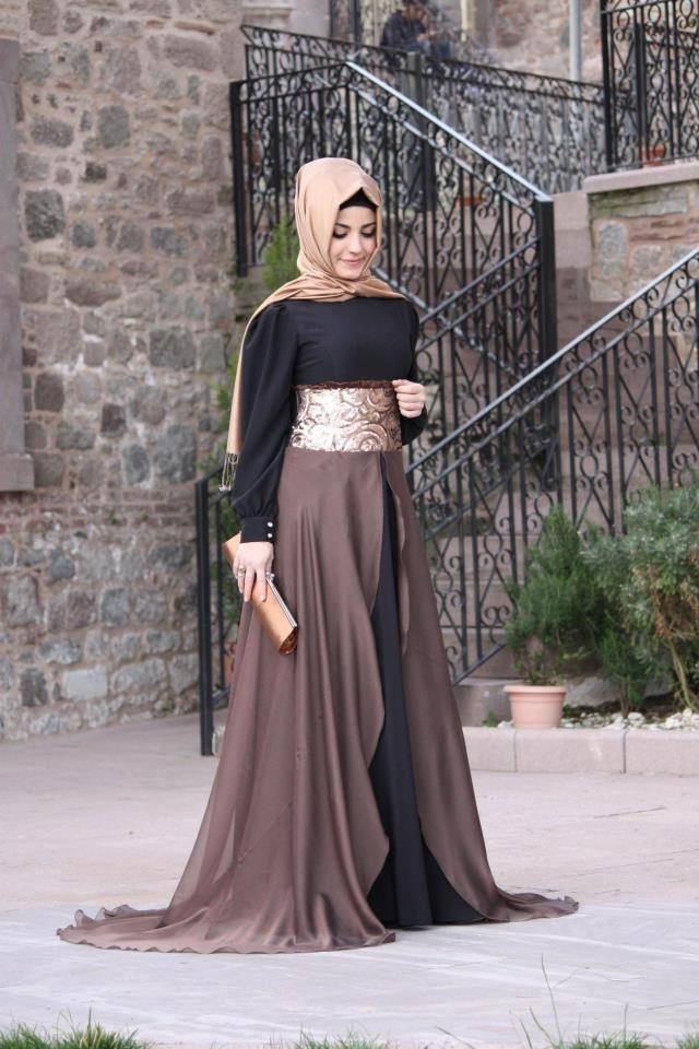 12 Ideas on How To Wear Abaya With Hijab