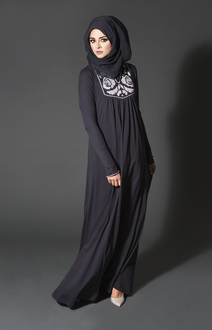 Black Embroidered Style Abaya