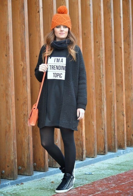 cute outfits to wear with sneakers (22)