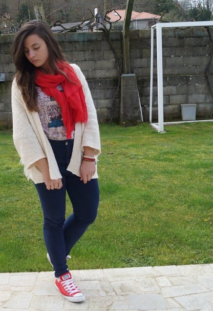 cute outfits to wear with sneakers (6)