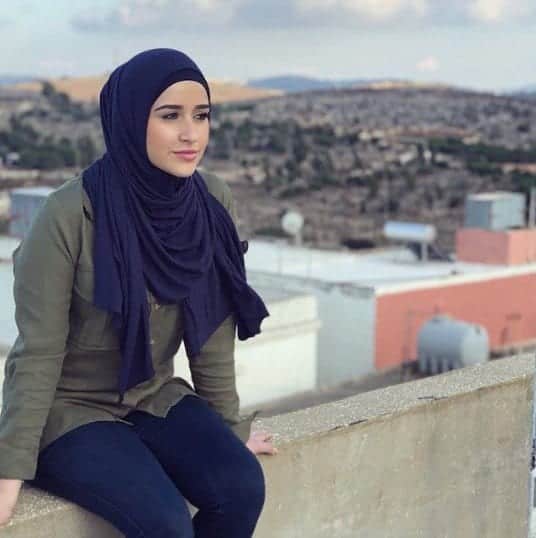 Top 20 Hijab Bloggers That Every Hijabi Needs To Follow