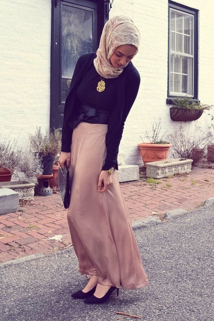 hijab dengan maxi dress dan rok (6)