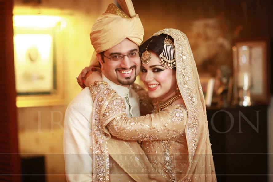 35 Latest Pakistani Bridal Outfits, Styles & Combinations