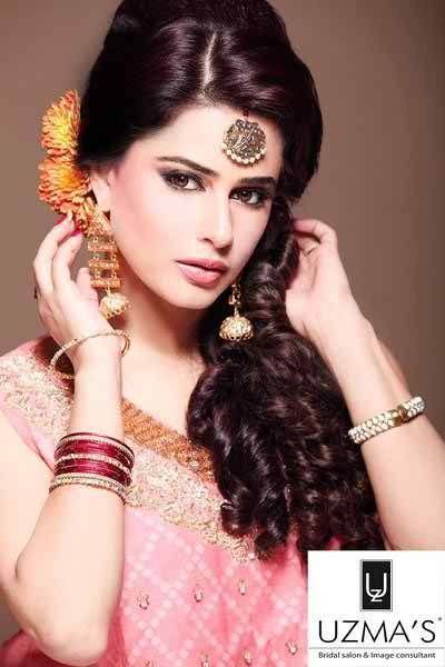 12 Simple Hairstyles For Mehndi Function002