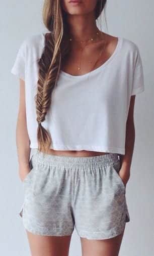 Lazy summer outfit with the white crop top