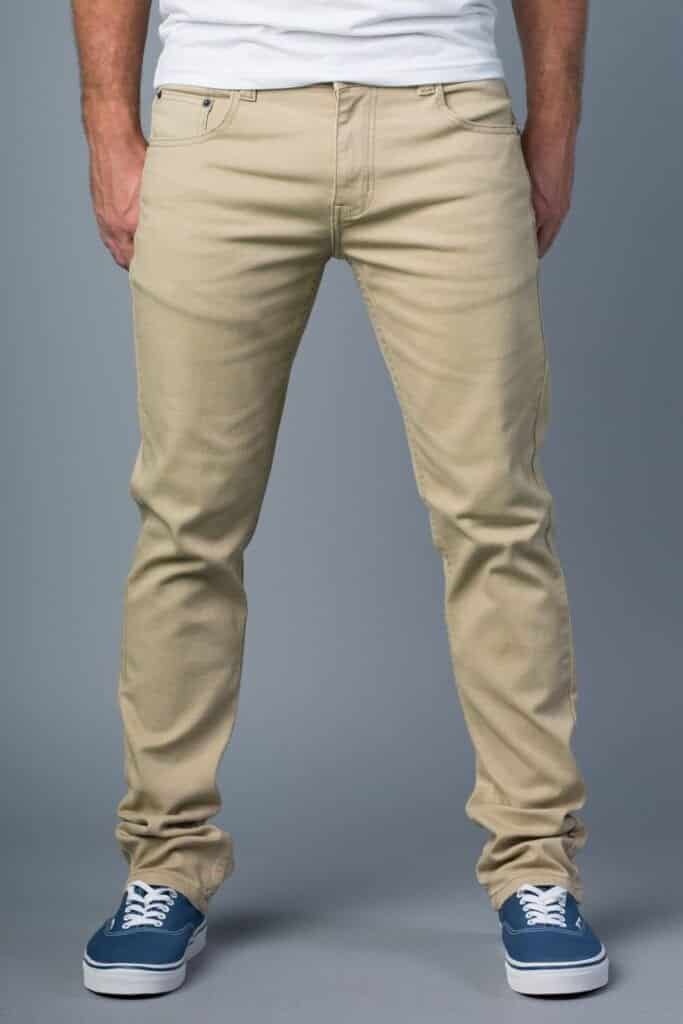 56 Best Khaki Pant Outfits For Men with Styling Tips