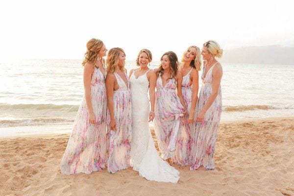 Beach Wedding Outfits-14 Outfits to Wear on Beach Wedding