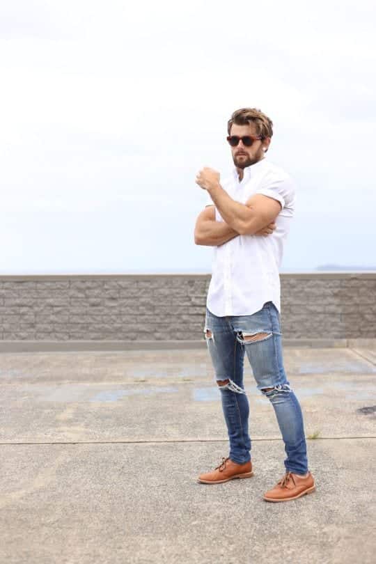 White Shirt Outfits for Men (3)