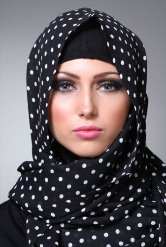 30 Cute Hijab Styles For University Girls