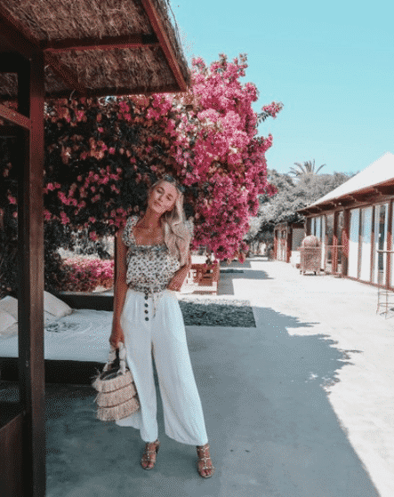 What to Wear in Ibiza? 21 Ibiza Outfit Ideas (Travel Style)