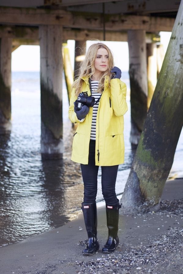 how to style hunter boots 10