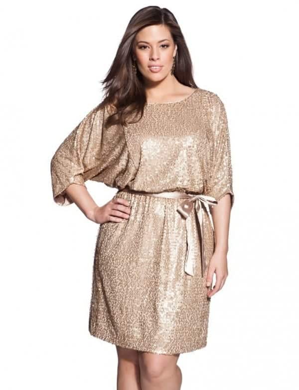Trendy ways to wear sequin outfits as curvy women (17)