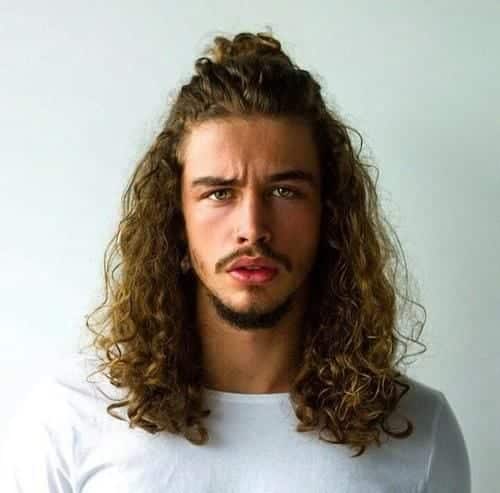 Curly Hairstyles for Teen Guys-18 New Styles this Year