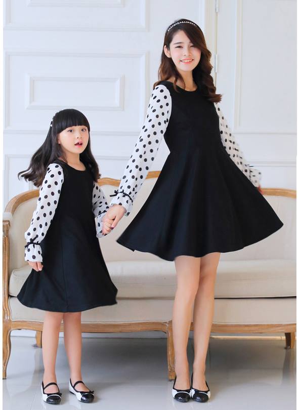 cute and matching outfits for mother and daughter (5)