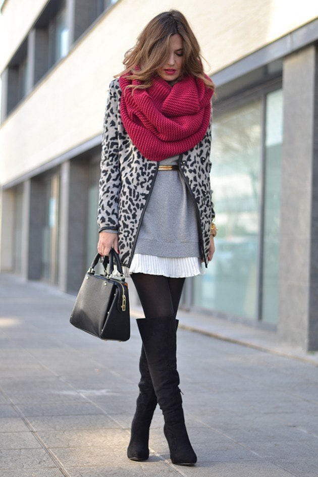 #20- Pair it with a vibrant woolen scarf