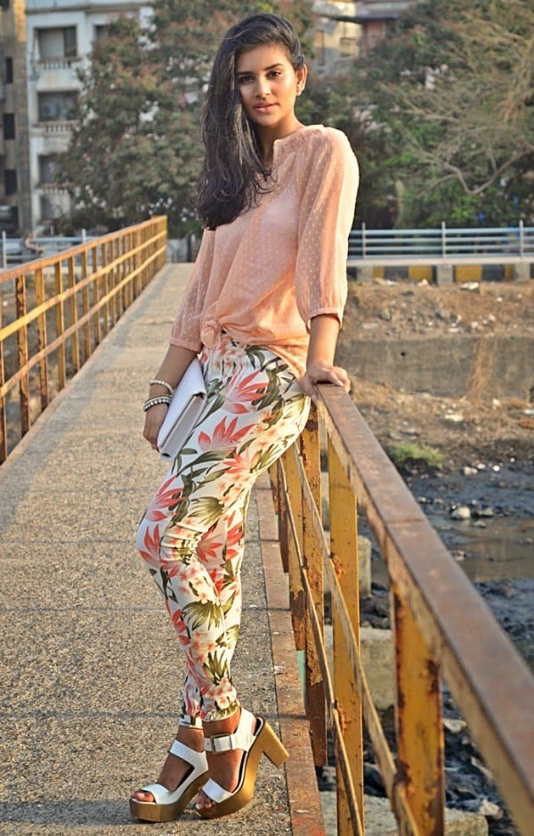 Printed Pants Outfits- 23 Ideas On How To Wear Printed Pants