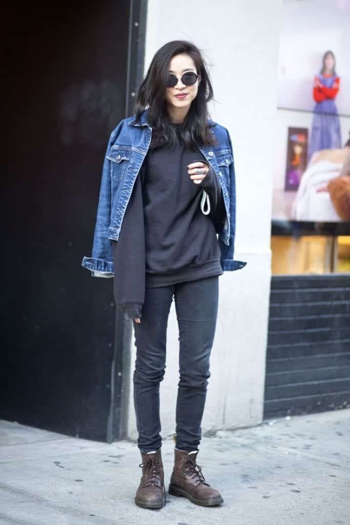 Stylish Ways to Wear Black Denim (18)