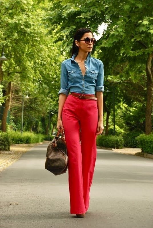 Stylish Outfits With Red Pants (6)