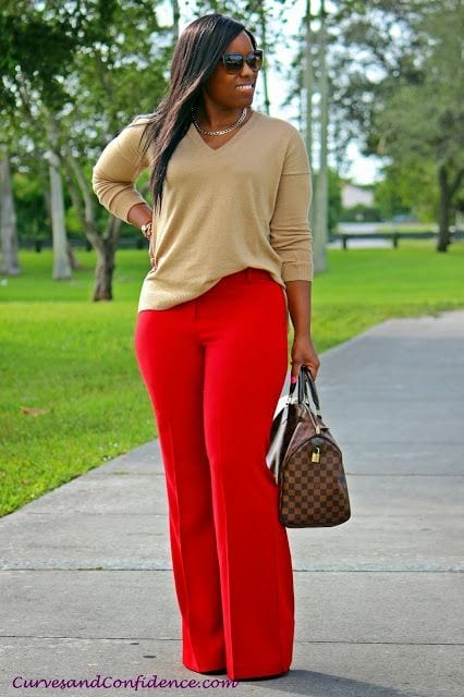 Stylish Outfits With Red Pants (5)