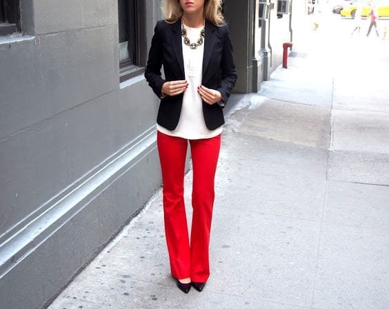 Stylish Outfits With Red Pants (2)