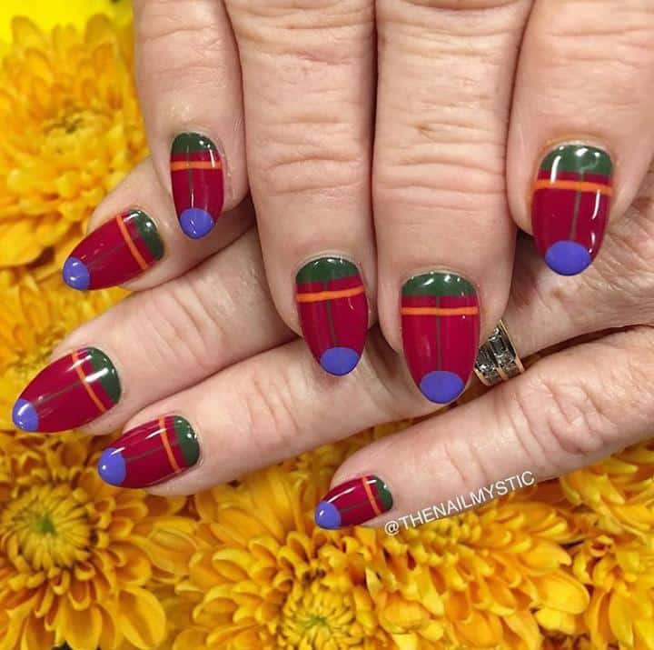 Elevate Your Beauty Game With These Chic Abstract Nail Art Designs (19)