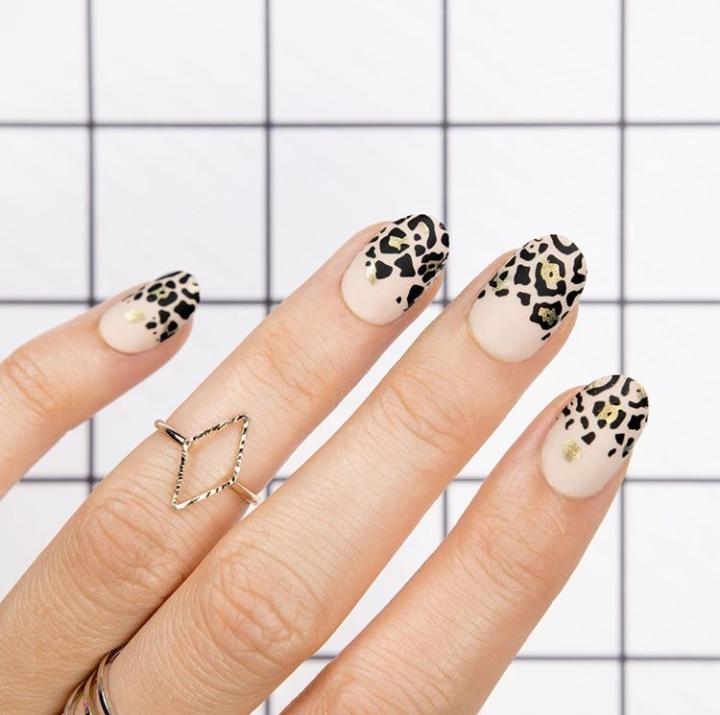 These Cool Nail Art Ideas Will Surely Be The Highlight of Next Summers (26)