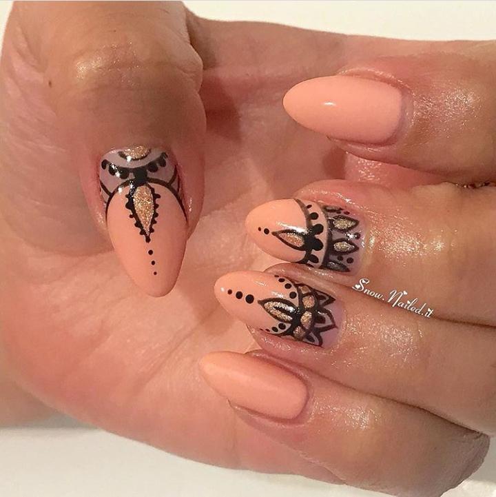 These Cool Nail Art Ideas Will Surely Be The Highlight of Next Summers (25)