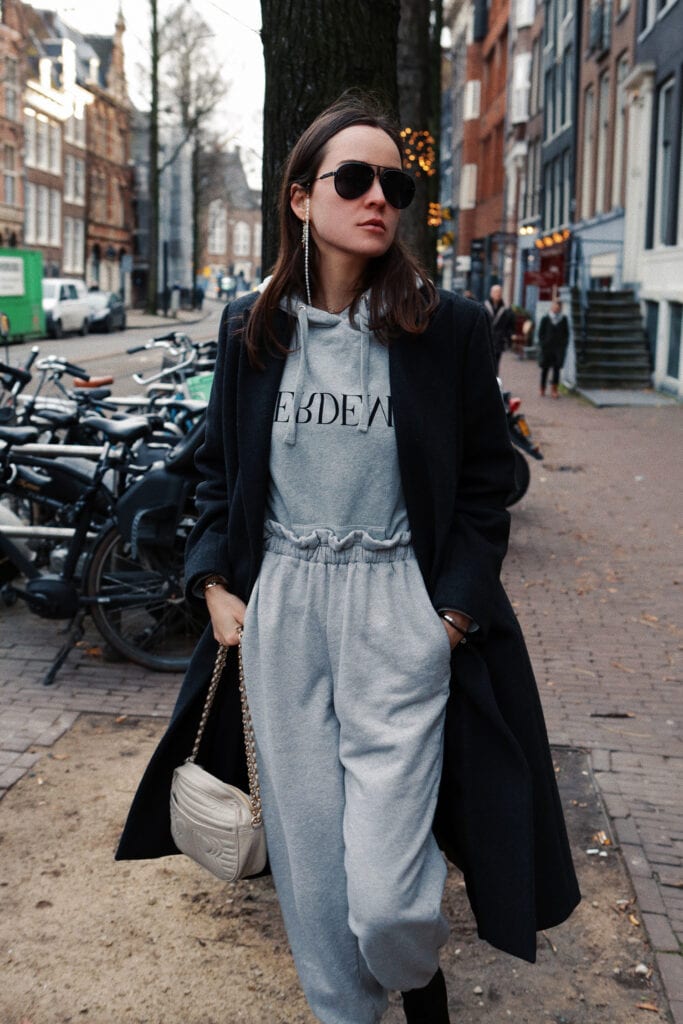 How to Wear Sweatpants ? 42 Outfit Ideas with Styling Tips