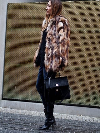 How to Wear Outfits with Faux Fur Coats (1)