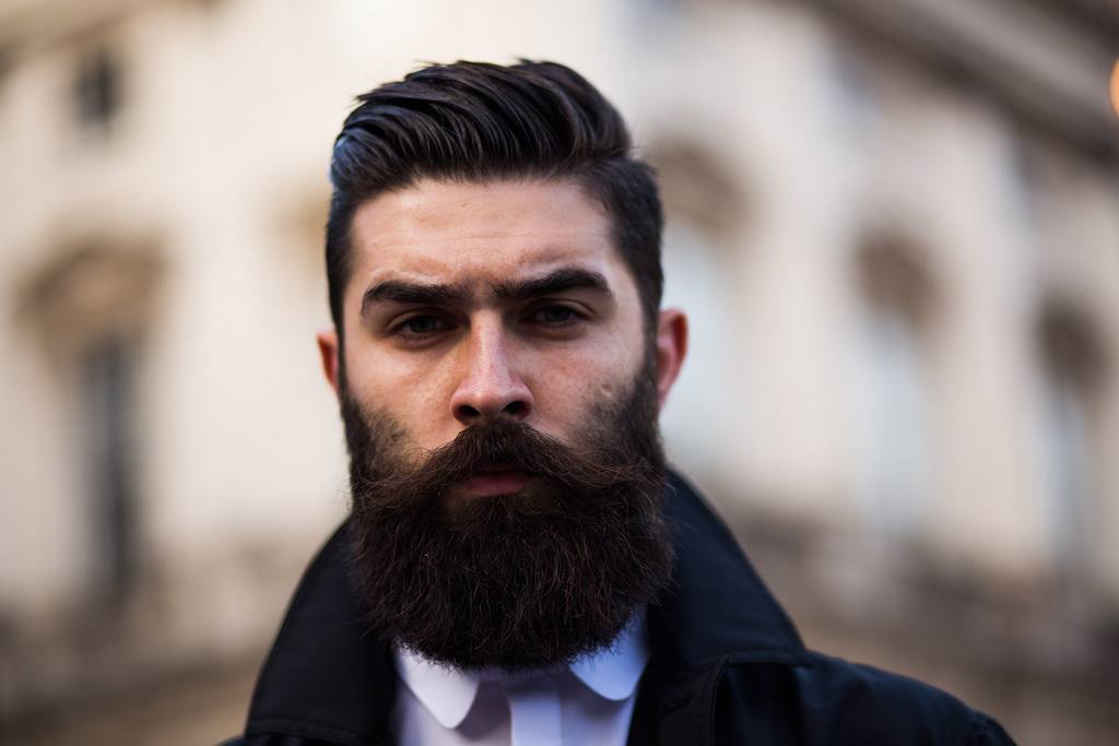 Full Beard Styles and Tips on Growing and Styling Full Beard