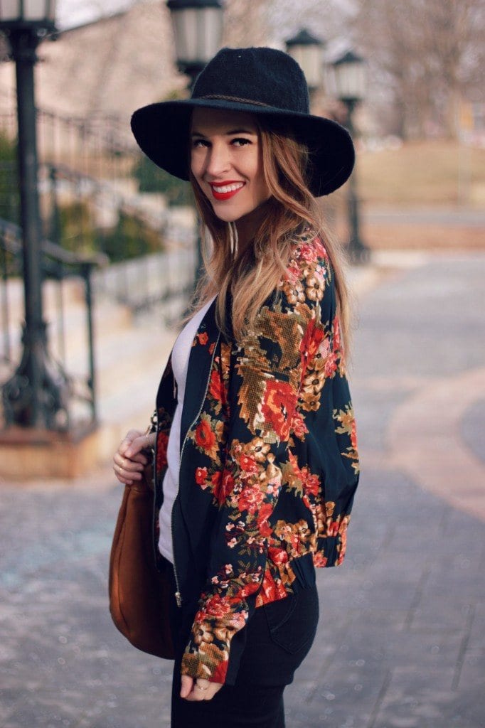 Spring Outfits With Floral Jackets-12 Cute Outfit Ideas