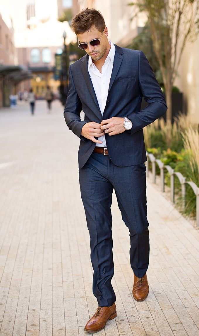 styling blue suit with brown shoes for men 3
