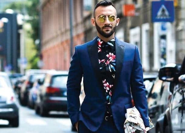 how to wear a floral shirt outfit for men (10)