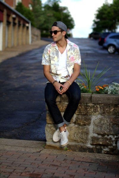 how to wear a floral shirt outfit for men (5)