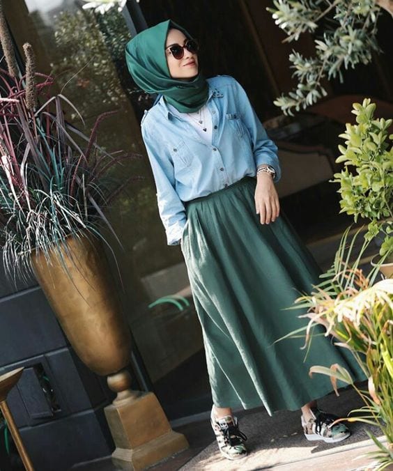 20 Ways to Wear Silk Hijab (22)