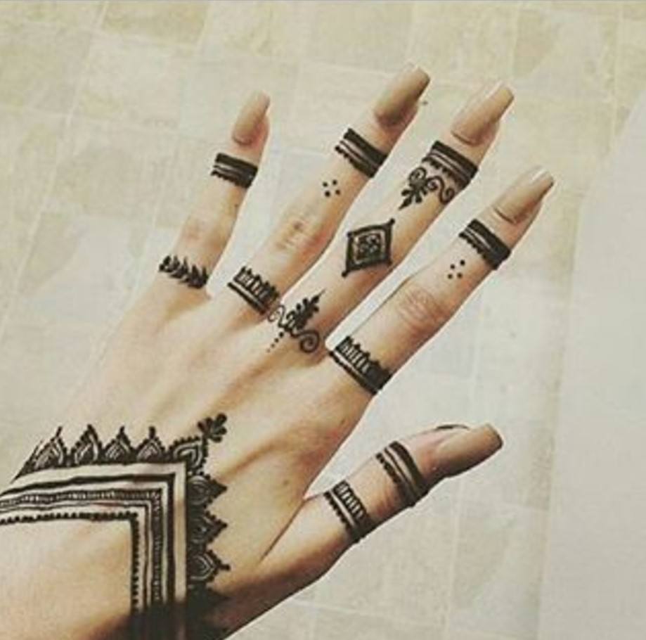 latest henna tattoo ideas (15)