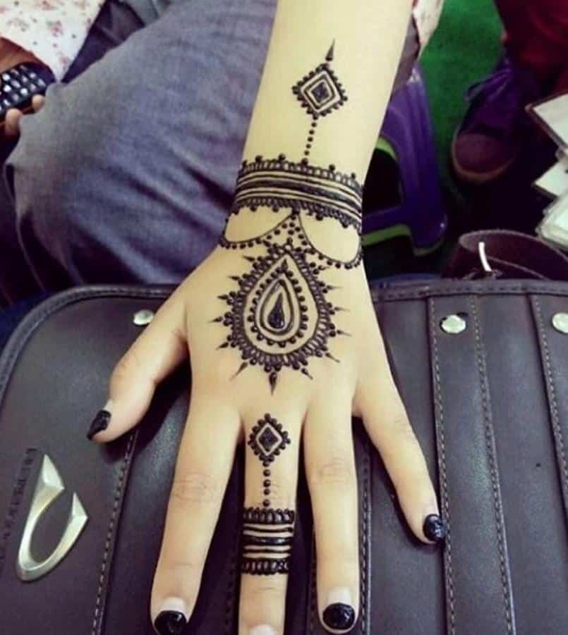 latest henna tattoo ideas (1)