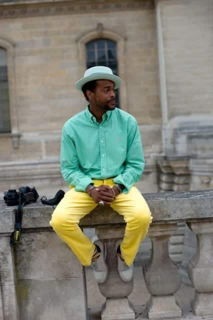 how to wear yellow pants for men (24)