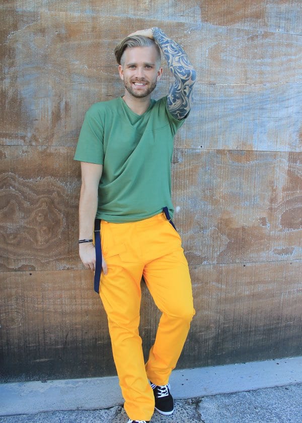 how to wear yellow pants for men (20)