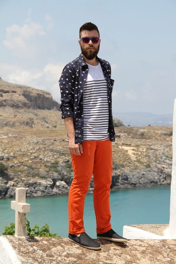 how to wear orange pants for men (11)